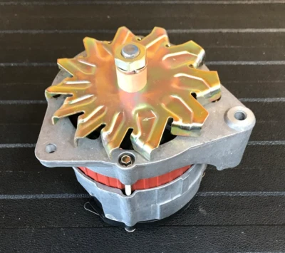 Alternador Iskra 14V 65A - AL113X / 11.201.222 - Para Audi 100LS, 4000, Fox y más Foto 1 de 4