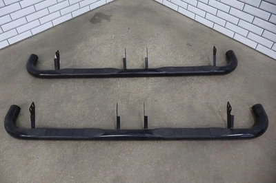 03-07 Hummer H2 Pair of Aftermarket Black Tube Running Boards *Scuffed* - Image 1 of 4