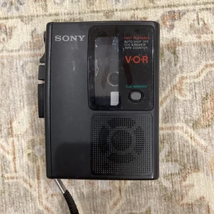 Reproductor y grabador de casete Sony TCM-S68V con ANTES, probado y funcionando - Imagen 1 de 4