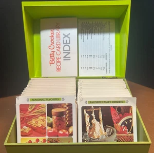 Vintage 1970er Betty Crocker Avocado grün Rezeptkarte Bibliothek mit Index & Fehlerkarte - Bild 1 von 18