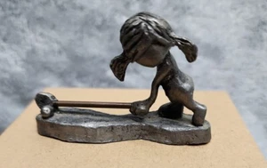 Hudson Pewter Girl Playing Golf 3 inch x 2 inch - Picture 1 of 3