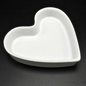 Piatto da forno in gres porcellanato cuore bianco San Valentino piccolo 5" largo - Foto 1 di 8