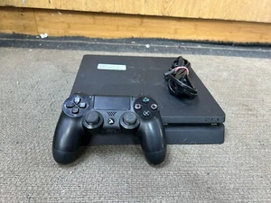 Consola Sony PlayStation 4 Slim 1 TB negra azabache - Imagen 1 de 9