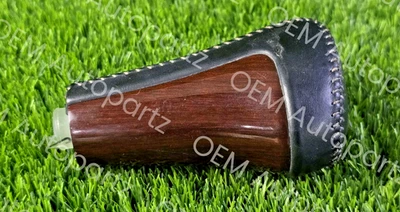 Pomo de cambio Lexus Gx460 2014-2017 fabricante original color negro usado: se adapta a Lexus Foto 1 de 4