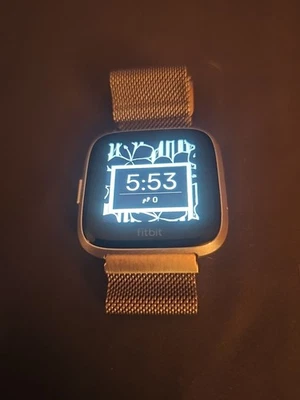 Fitbit Versa Lite Edition Aluminum Case Grey/Silver (GPS)  - Image 1 of 4