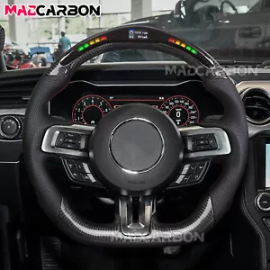Volante in pelle traforata fibra di carbonio a LED adatto a Ford Mustang 2015-2023 - Foto 1 di 15