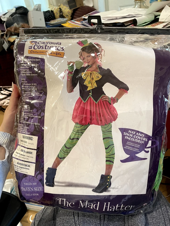 The Mad Hatter Alice in Wonderland  Tween Size M 8-10 5 Pcs Brand New - Image 1 of 1