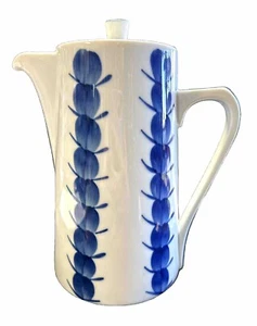 Lyngby Danish Modern IIdfast White Blueberries Pattern Ceramic Coffee Pot - Picture 1 of 12