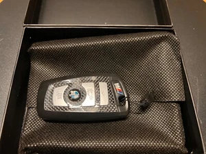 Original BMW M USB clé 8 Go carbone - Afbeelding 1 van 5