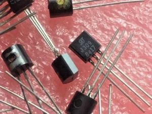 20pz J309 JFET CANALE N 10V 10mA TO92 TO266 - Foto 1 di 11