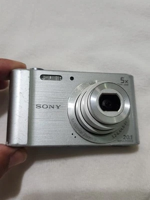 Sony Cyber-shot DSC-W800 20.1 MP 5x Optical Zoom Digital Camera FOR PARTS READ 1 - Image 1 of 4
