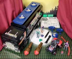 Vintage Kenner M.A.S.K. Outlaw Complete w/Insts + Iguana Complete - Picture 1 of 12