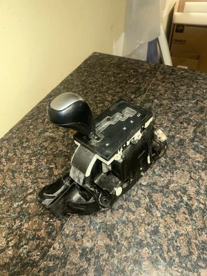 2005-2007 Chrysler 300 Dodge Charger Magnum Gear Shifter Assembly NAG1 Auto - Image 1 of 4