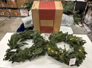 Balsam Hill Fraser Fir 26" Electric Prelit Wreath Open Box Clear Light $149 RETU - Picture 1 of 19