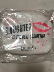 "Bolsa de maquillaje Benefit ""Laughter Is The Best Cosmetic"" NUEVA - Imagen 1 de 2