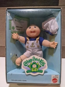 Vintage neu versiegelt 17.11.1997 Kohlaufnäher Kinder Puppe MÄDCHEN kahlbraune Augen  - Bild 1 von 10