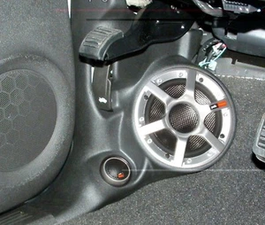Q-Logic Custom Kick Panel Speaker Mounts GMC SIERRA Crew Ext & Reg Cab 2007-2013 - Picture 1 of 4