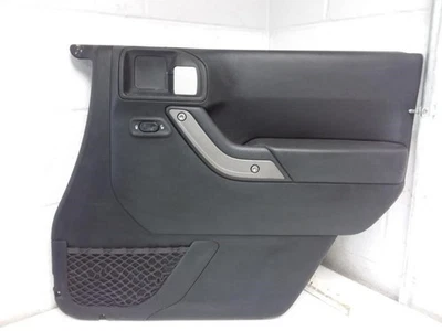  2018 JEEP WRANGLOLD Passenger RightSide FrontDoor TrimPanel Black TRIM A7X9 PWR - Image 1 of 4