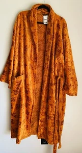 Luxurious Carrara Terry Cloth Robe New With Tags - Picture 1 of 8