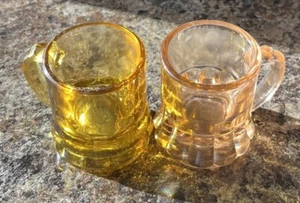 2 Vintage Bundesglas Mini Bierkrug Schnapsglas BERNSTEIN UND PFIRSICH - Bild 1 von 6