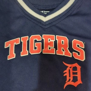 MLB Detroit Tigers Größe 12 Monate Jungen V-Ausschnitt Team Trikot BASEBALL SPORT SPASS - Bild 1 von 7