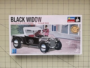 MONOGRAM BLACK WIDOW 1/24 SCALE FORD MODEL T PICKUP ROD - Picture 1 of 7