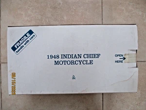 Danbury Mint 1:10 Scale 1948 Indian Chief Motorcycle Die Cast In Box - Picture 1 of 7