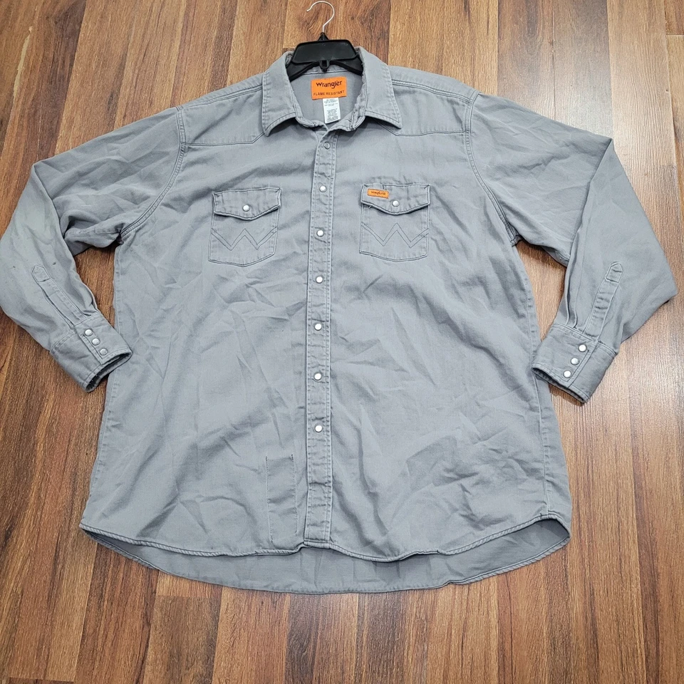 Camisa de trabajo resistente al fuego Wrangler FR para hombre 3XT alta gris algodón nailon Foto 1 de 4