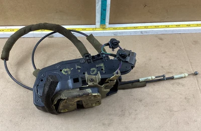 Nissan Altima 2007-2012 actuador de cierre de puerta lateral del pasajero delantero OEM Foto 1 de 4