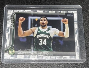 Baloncesto paralelo de la NBA Topps 2025-26 Giannis Antetokounmpo #54 temporada aviso - Imagen 1 de 2