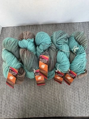 Hilo Fleece Artist River ~ Color-Azul y Gris ~ 191yds/125g ~ Alpaca/Seda/Merino Foto 1 de 4