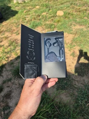 Auriculares Inalámbricos Skullcandy Negros JIB XT Sonido Activo Amplificado Bluetooth Nuevos Foto 1 de 4