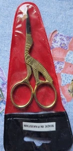 stork crane embroidery scissors In Original Packing Sleeve 4" - Picture 1 of 6