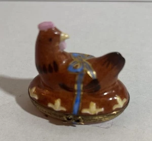 Vintage Peint Main Limoges Frankreich Henne auf Nest mit 3 Eiern Schmuckkästchen - Bild 1 von 10