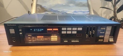 Technics quartz synthesizer FM/AM Stereo Receiver SA-250 .Vintage. Tested.  - image 1 of 3
