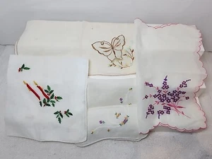 Vtg Lot of 4 Hankerchiefs Hankies Embroidery Cross Stitch Floral & Christmas  - Picture 1 of 13