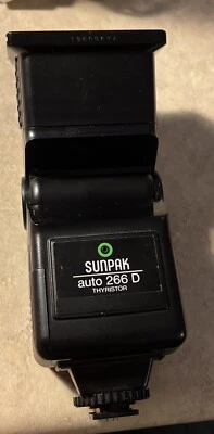 Sunpak Electronic Flash Auto 266 D Thyristor Dedicated Tested & Working! Nikon - Image 1 of 4