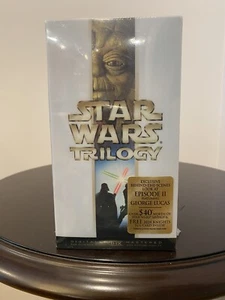 Star Wars Trilogy THX Digitally Mastered VHS Box Set LucasFilm 2000 (Sealed) - Picture 1 of 6