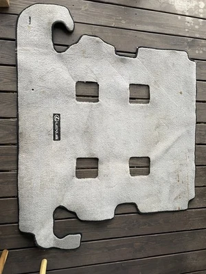 Alfombrilla de carga para maletero trasero Lexus UZJ100L LX470 2003-2007 Foto 1 de 4