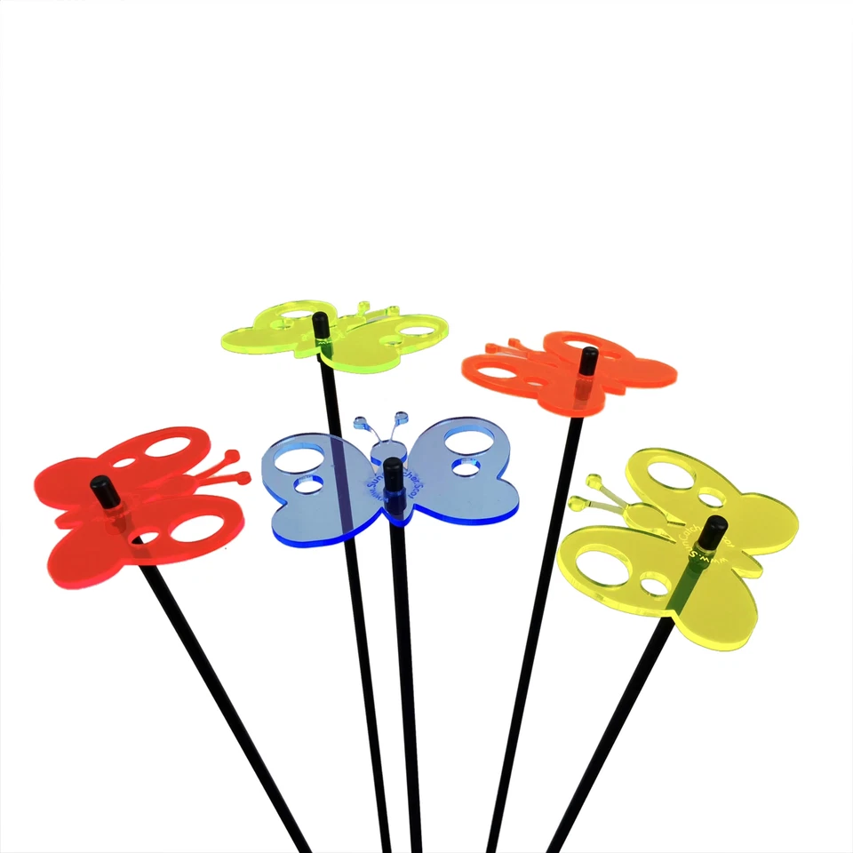 Glow In The Dark Butterfly Garden Ornaments 5 Medium Solar Powered Decoration P - Image 1 of 1