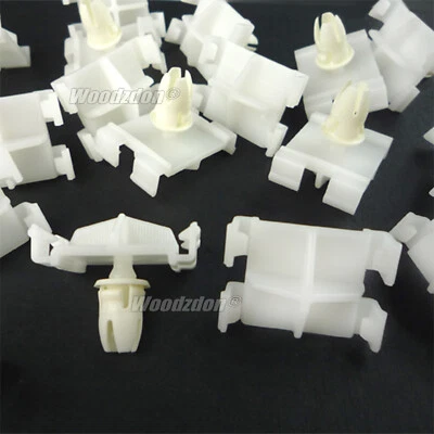 10 Front Fender & Quarter Panel Moulding Clip Rivet For Mercedes Benz W202 W210 - Изображение 1 из 3
