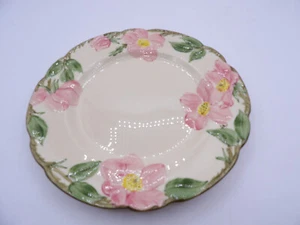 Vajilla Franciscana Plato de Ensalada Rosa Desierto 8" Diam. Marca de fabricante negra de colección - Imagen 1 de 2