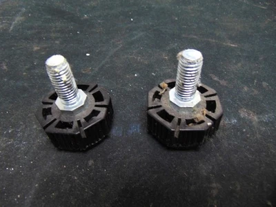 Patas niveladoras para refrigerador LG LFC25765ST cantidad 2 AFC72909201 Foto 1 de 3