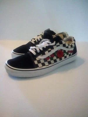 Zapatillas Vans Talla W12 M10 Cuadros Negro Blanco Con Diseño Flor Ver Desc Foto 1 de 4