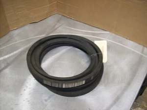 Cinturón John Deere genuino OEM TCU13402 - Imagen 1 de 2