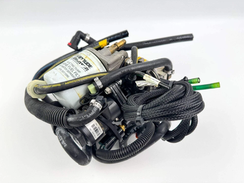 Evinrude 2005 115 hp 2 tiempos fueraborda colector de aceite y bomba 5000836 OEM Foto 1 de 4