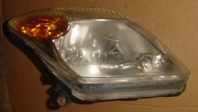 06 Scion Xa Right Passenger Headlight Head Light OEM #8 - Image 1 of 4