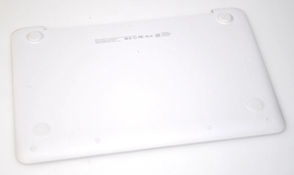 L17096-001, CAJA BASE BLANCO NIEVE HP CHROMEBOOK SERIE 14-CA GRADO A Foto 1 de 2