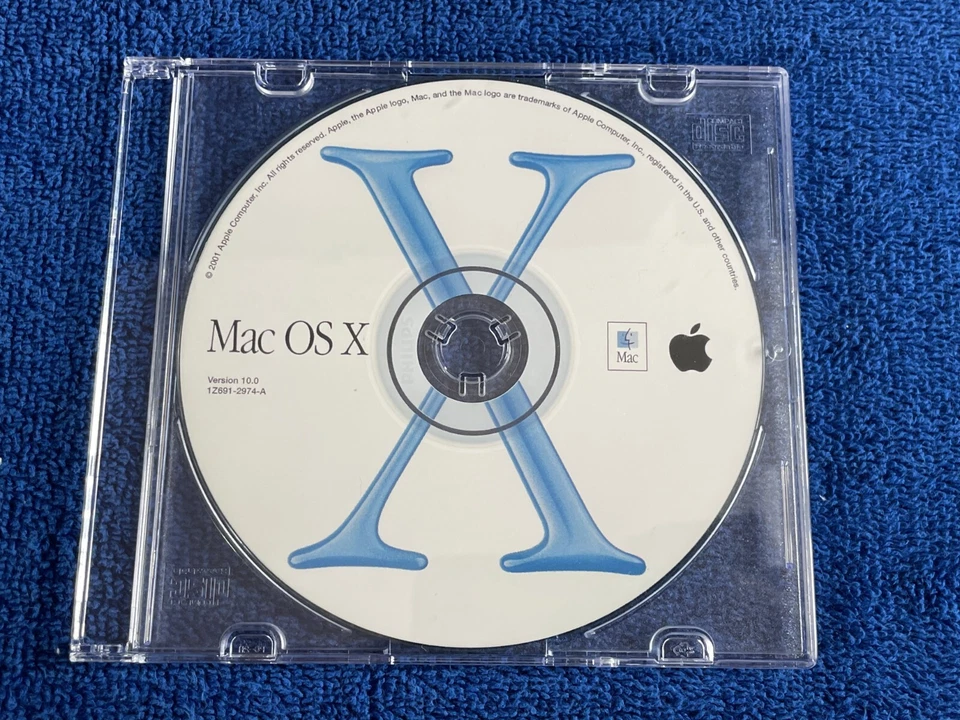 Mac OS X 10.0 (not original) (copied from original disc / inkjet printable disc) - Image 1 of 2