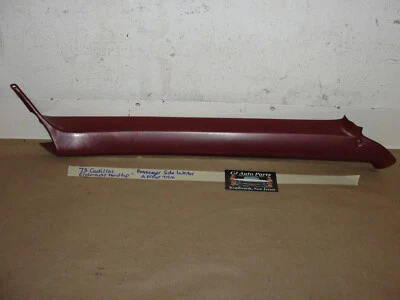 OEM 73 Cadillac Eldorado techo rígido PARABRISAS INTERIOR DERECHO MOLDURA DE MOLDURA DE PILAR Foto 1 de 4